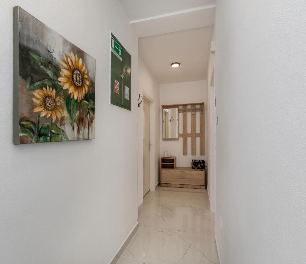Apartments Marija 821 PUY 외부 사진